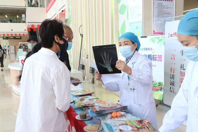 膳食新指南，健康常相伴——大同市第一人民醫(yī)院第八屆全民營(yíng)養(yǎng)周活動(dòng)圓滿開(kāi)展